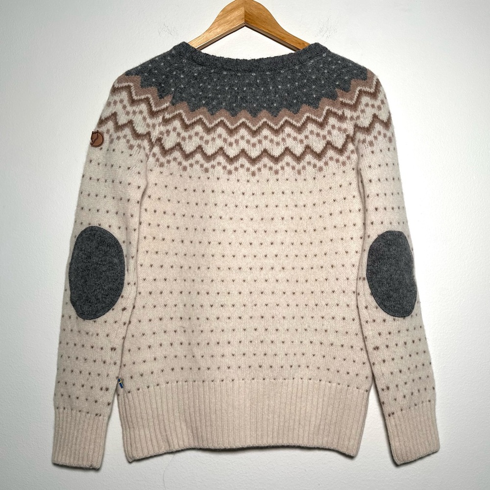 Women’s Fair Isles Style Fjallraven Övik Knit Sweater - Picture 4 of 9